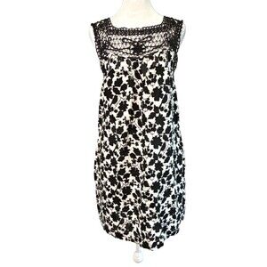 Julie Floral Shift Dress Sz SM Sleeveless Crochet Neckline 100% Cotton Sundress
